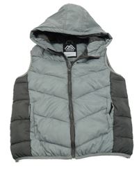 Šedo-tmavošedá šusťáková prošívaná zateplená vesta s kapucí Matalan