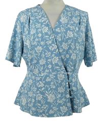 Dámská světlemodro-bílá květovaná halenka Primark 
