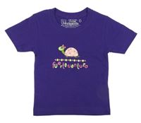 Purpurové tričko se želvičkou a nápisy 