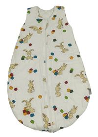 Bílý zateplený spací pytel s králíky a kostkami