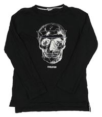 Černé triko s lebkou Y.F.K.