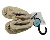 Nové - Světlebéžové pletené zateplené capáčky s Púem Disney