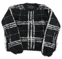 Černo-bílý kostkovaný crop svetr M&Co.