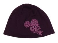Fialová čepice s výšivkou 