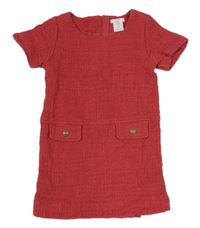 Jahodové pletené vzorované šaty