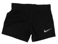 Černé sportovní kraťasy Nike