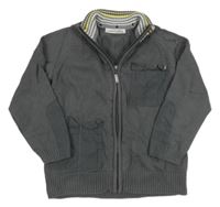 Tmavošedý propínací svetr s kapsami