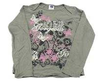 Šedo-černo-růžové triko s květy a nápisy M&Co.