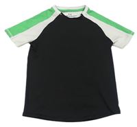 Černo-bílo-zelené sportovní tričko