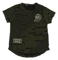 Khaki-černé vzorované tričko s nášivkami 