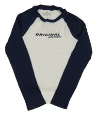 Bílo-tmavomodré žebrované crop triko s nápisy H&M