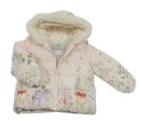 Světlerůžová šusťáková zimní bunda s Medvídkem Pú a kamarády a kapucí George