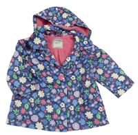 Tmavomodrá květovaná nepromokavá bunda s kapucí 