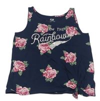 Tmavomodrý květinový crop top s nápisem C&A