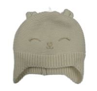 Světlebéžová čepice s čumákem a oušky 