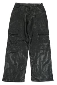 Černé cargo koženkové kalhoty St. Bernard