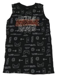 Černé tílko s ovladači s nápisem Chapter young