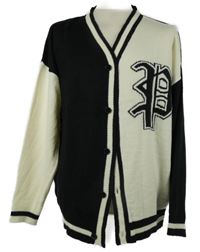 Pánský černo-bílý propínací svetr s nápisem Black Squad 