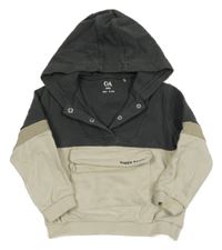 Šedo-smetanovo-béžová mikina s nápisem a kapucí C&A