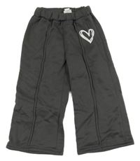 Šedé široké tepláky s puky a srdíčkem Shein