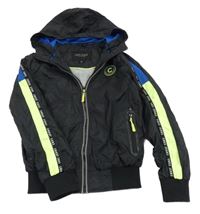 Černý šusťákový jarní bomber s nášivkou a pruhy a logy a kapucí CARS JEANS