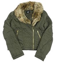 Khaki šusťáková crop zateplená bunda s kožeškem New Look