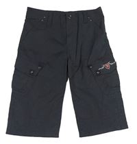 Tmavošedé cargo capri šusťákové kalhoty s výšivkou zn. HOT&SPICY