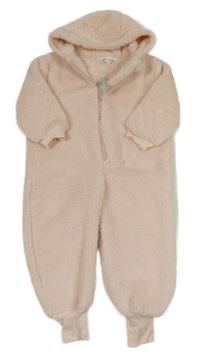 Světlerůžová chlupatá kombinéza s kapucí 