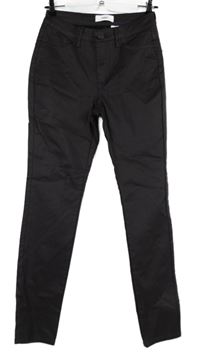 Dámské vínové koženkové skinny kalhoty Heine 