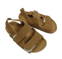 Hnědé sandále vel. 27