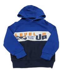 Modro-bílo-tmavomodrá mikina s nápisem a kapucí Kiki&Koko