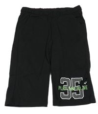 Černé teplákové kraťasy s číslem LC Waikiki