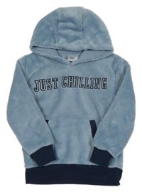 Modrá chlupatá mikina s nápisem a kapucí BPC