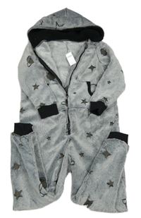 Nové - Šedá plyšová kombinéza s vesmírem a kapucí M&Co.