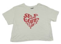 Bílé crop tričko s nápisy a srdíčky DESTINATION