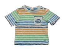 Barevné pruhované tričko s nápisem S. Oliver