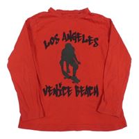 Červené triko se skateboardistou a nápisy PRIMARK