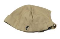 Béžová čepice s palmou