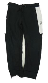 Černo-bílé tepláky F&F