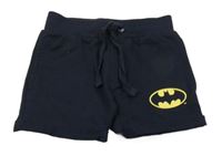 Tmavomodré teplákové kraťasy s logem Batmana