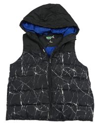 Černo-bílá vzorovaná šusťáková zateplená vesta s kapucí Y.F.K.