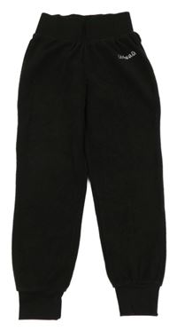 Černé fleecové tepláky s nápisem 