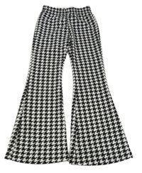 Černo-bílé vzorované flare legíny shein