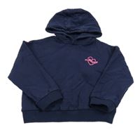 Tmavomodro-barevná mikina s nápisy a srdíčky a kapucí 