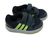 Tmavomodré koženkové botasky a neonovými pruhy Adidas vel.24