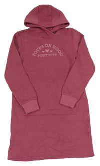 Světlevínové teplákové šaty s nápisy a srdíčky a kapsou a kapucí YIGGA