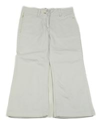 Bílé capri rifle C&A