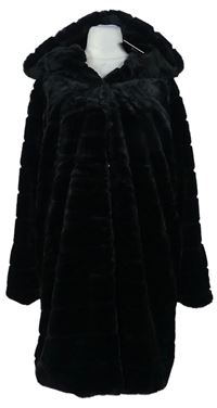 Dámský černý kožešinový kabát s kapucí 