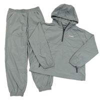 2Set - Šedá šusťáková větrovka s logem a kapucí + kalhoty berghaus