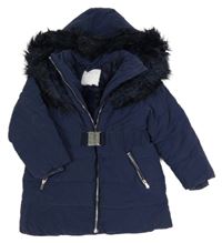 Tmavomodrá šusťáková zimní parka s kapucí Matalan